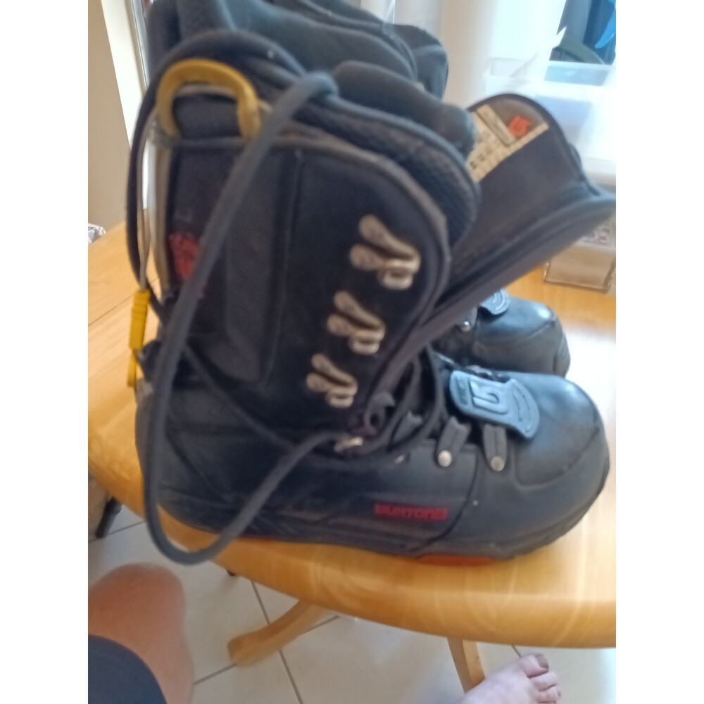 Burton Moto Mens Size 11 Snowboard Boots Lace Up Black/gray